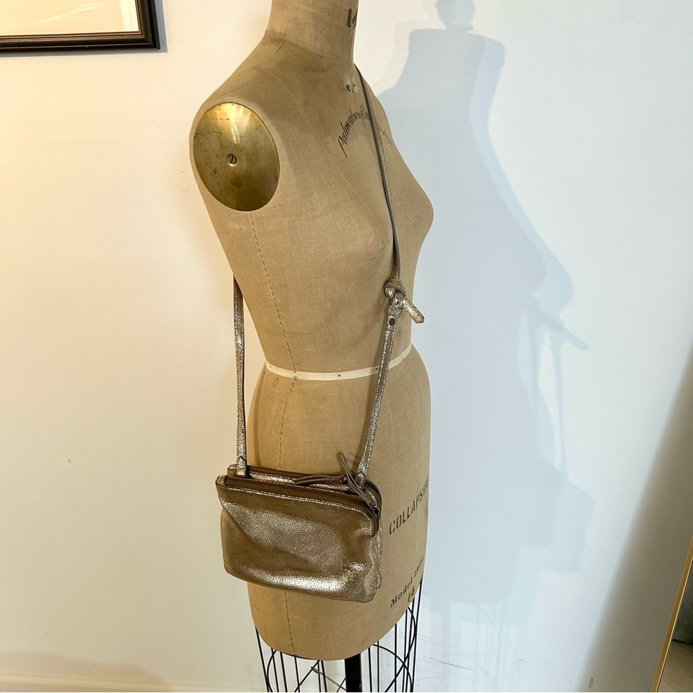 Eileen Fisher Gold Metallic Leather Crossbody Bag - Picture 2 of 12